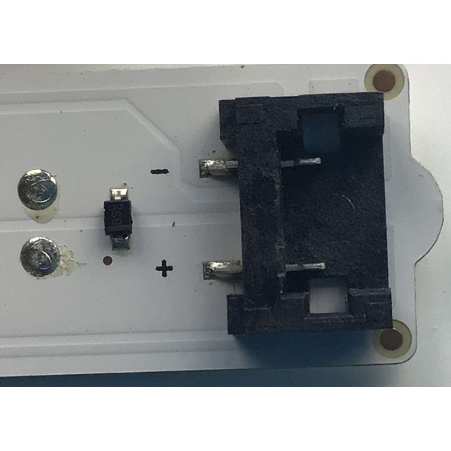KIT DE LED'S PARA TV LG ((INCOMPLETO SOLO 11 PIEZAS)) / NUMERO DE PARTE EAV64998801 / EAV64998901 / Y19.5 Trident 82UM75_A_S / Y19.5 Trident 82UM75_B_S / PANEL'S HC820DQF / MODELO 82UN857570PUC / NOTA IMPORTANTE:KIT CONSTA DE 12 PIEZAS EN TOTAL - Imagen 3